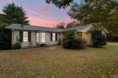 Sold home at 7159 Willow Road in Ider, Alabama